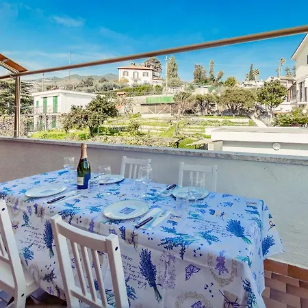 Solaro By Wonderful Italy * Sanremo